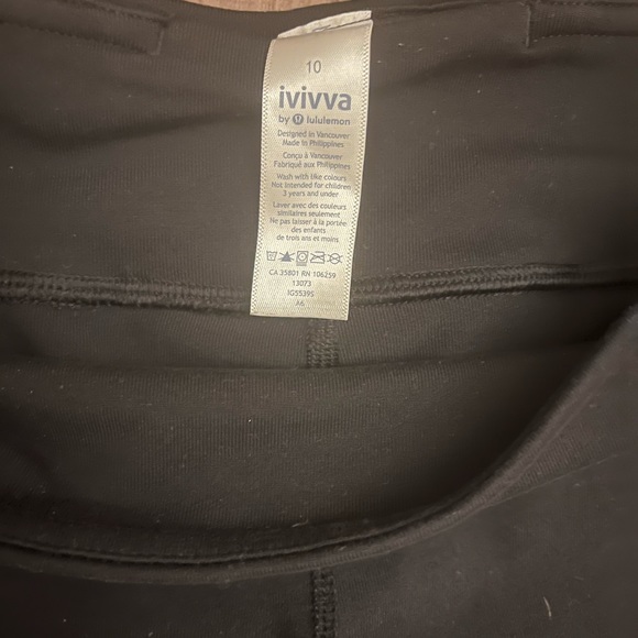 Black Ivivva Leggings Girls Size 10 - Picture 3 of 3